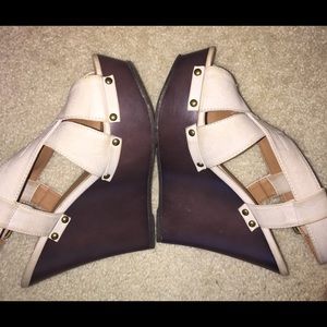 Qupid Wedge Sandal Size 8.5